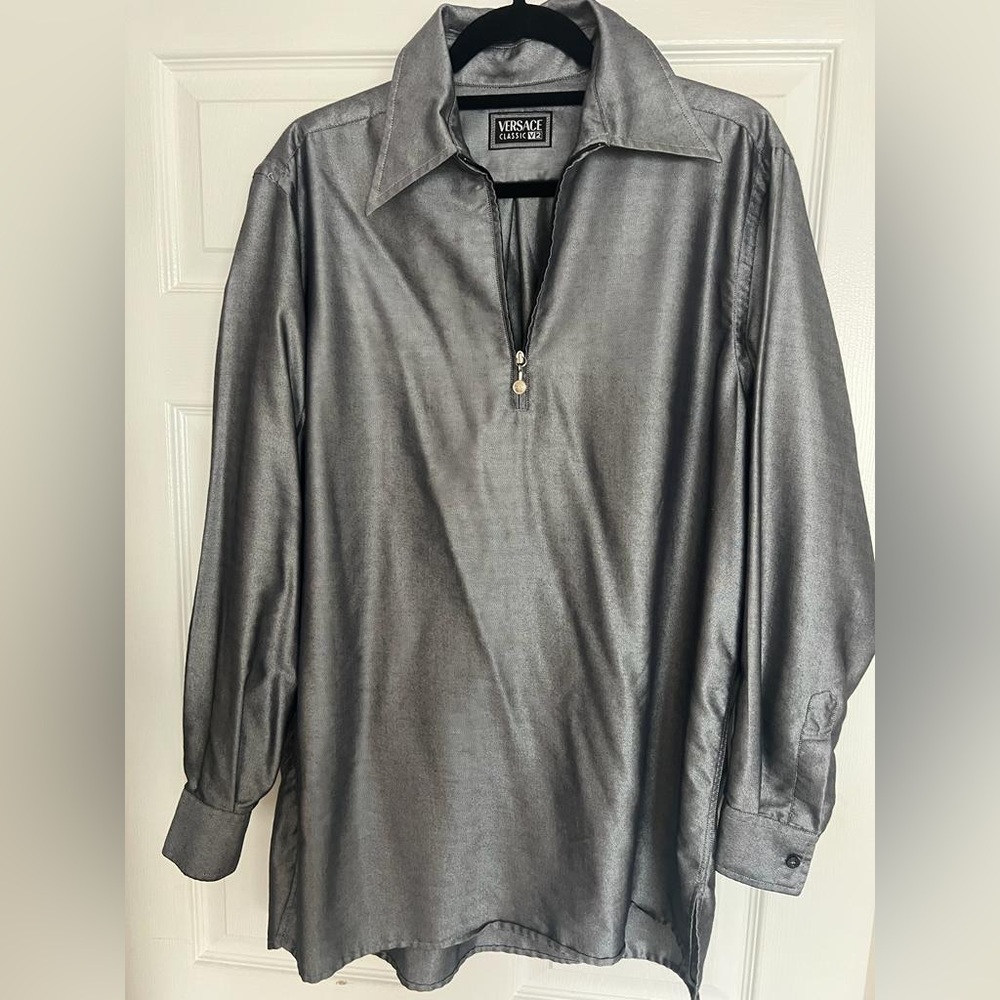 Versace Classic V2 men’s shirt, metallic silver, size 40 neck 15 3/4